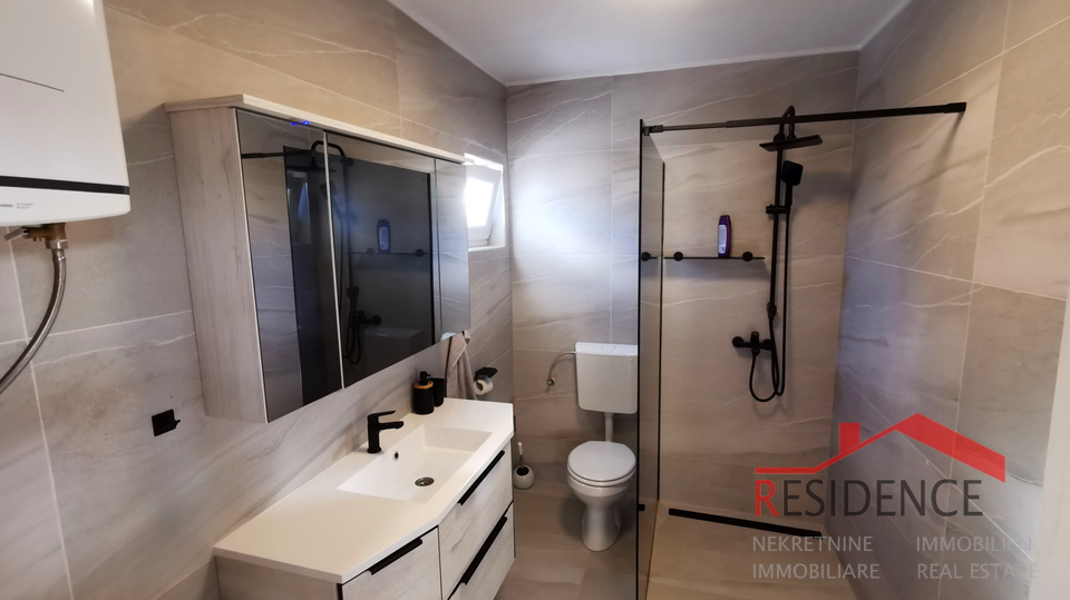 Medulin&comma; Center&comma; house with 2 apartments&comma; garden&comma; sea view