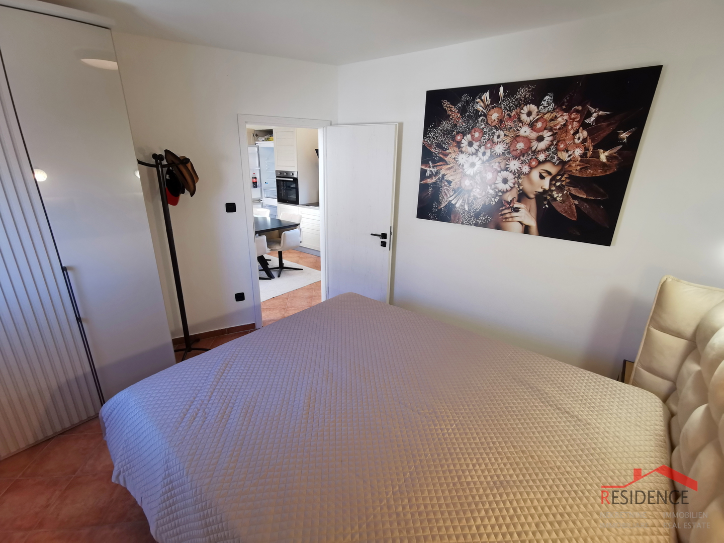 Medulin, Centar, kuća sa 2 stana, okućnica, pogled na more