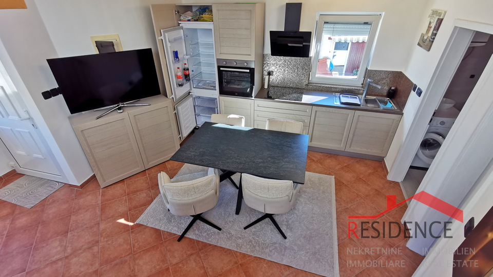 Medulin&comma; Center&comma; house with 2 apartments&comma; garden&comma; sea view