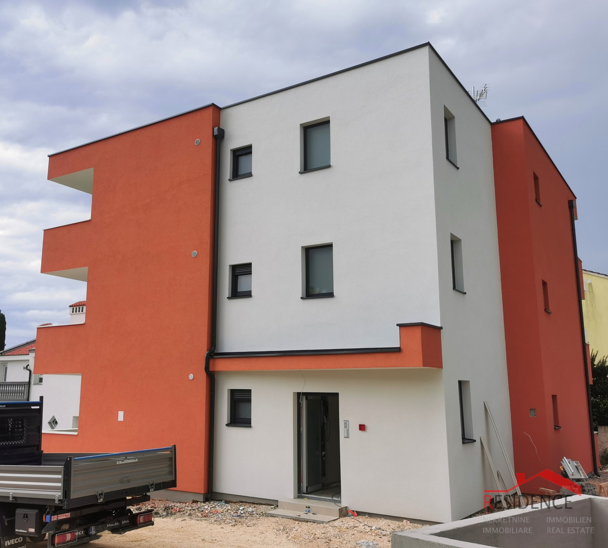 Medulin, detached house with 3 apartments, sea view