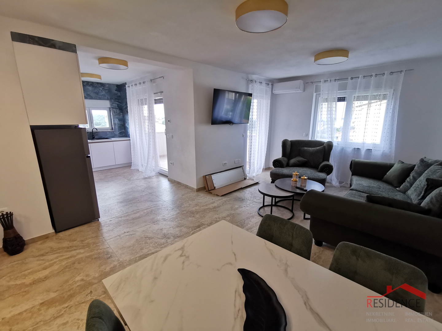 Medulin, detached house with 3 apartments, sea view