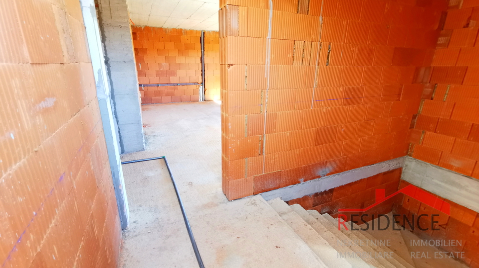 Medulin, novogradnja, stan sa garažom i parkirnim mjestom