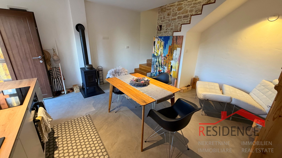 Peroj, Reihenhaus aus Stein, Exklusivverkauf