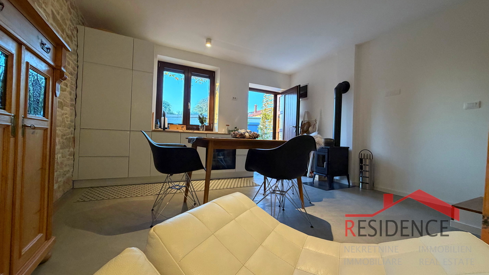 Peroj, Reihenhaus aus Stein, Exklusivverkauf