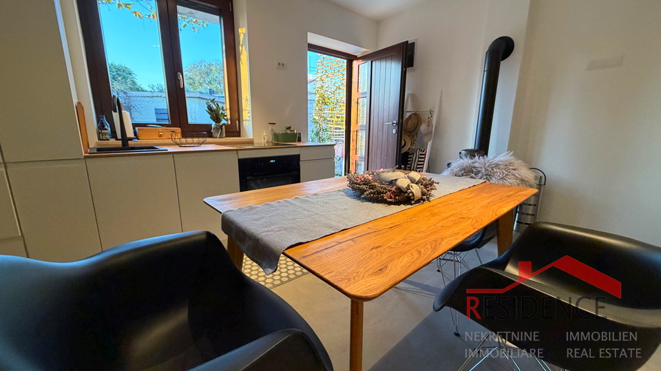 Peroj, Reihenhaus aus Stein, Exklusivverkauf