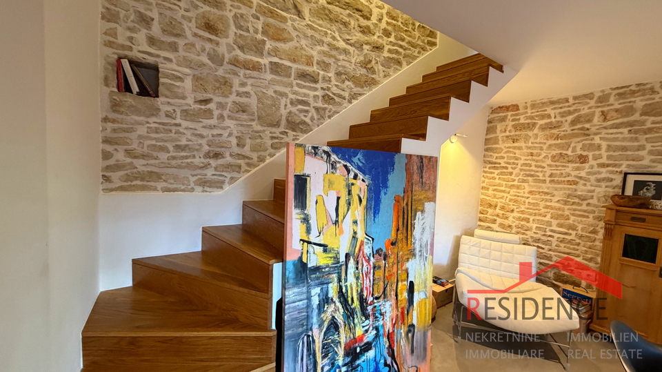 Peroj, Reihenhaus aus Stein, Exklusivverkauf