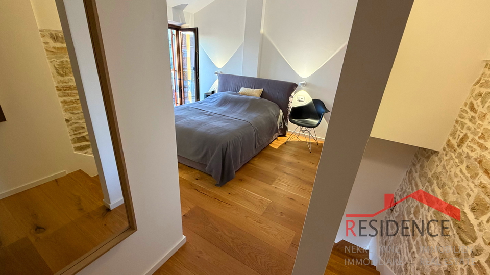 Peroj, Reihenhaus aus Stein, Exklusivverkauf