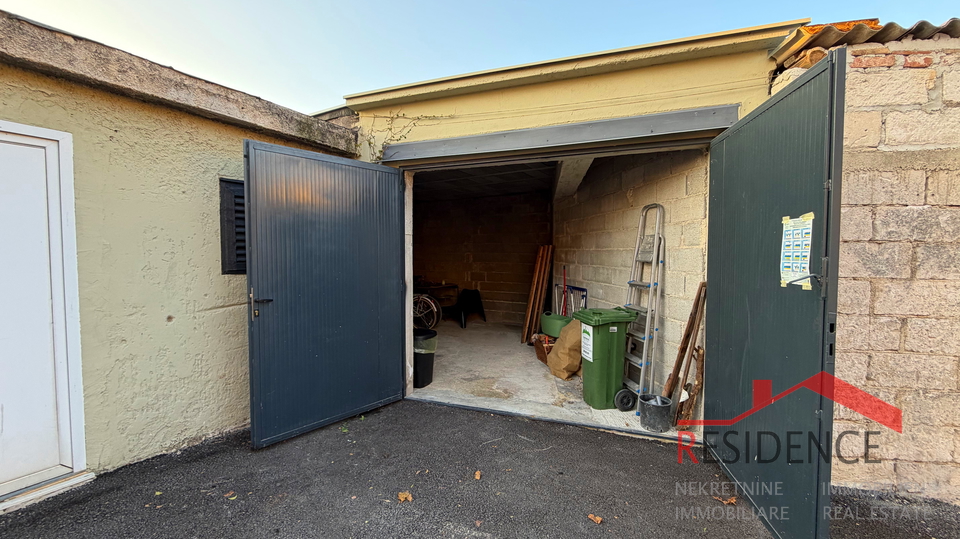 Peroj, Reihenhaus aus Stein, Exklusivverkauf