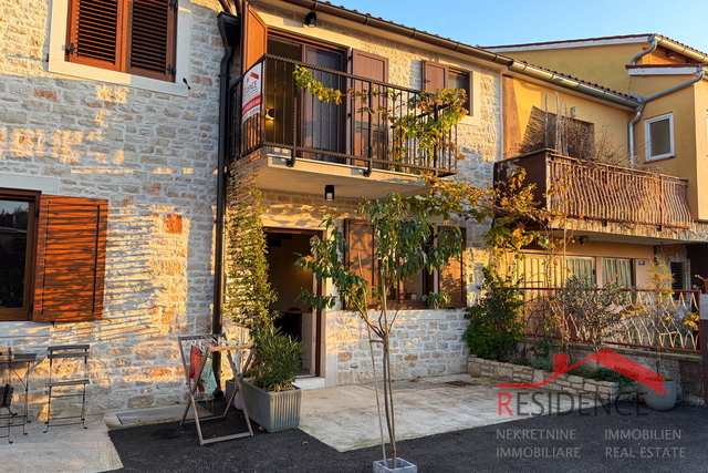 Peroj, Reihenhaus aus Stein, Exklusivverkauf