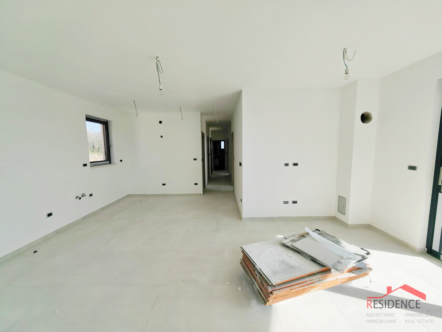 Pješčana uvala, new first-floor apartment with sea view