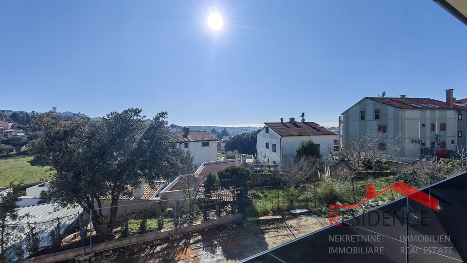 Pje&scaron;&ccaron;ana uvala&comma; novi stan na 1&period; katu s pogledom na more