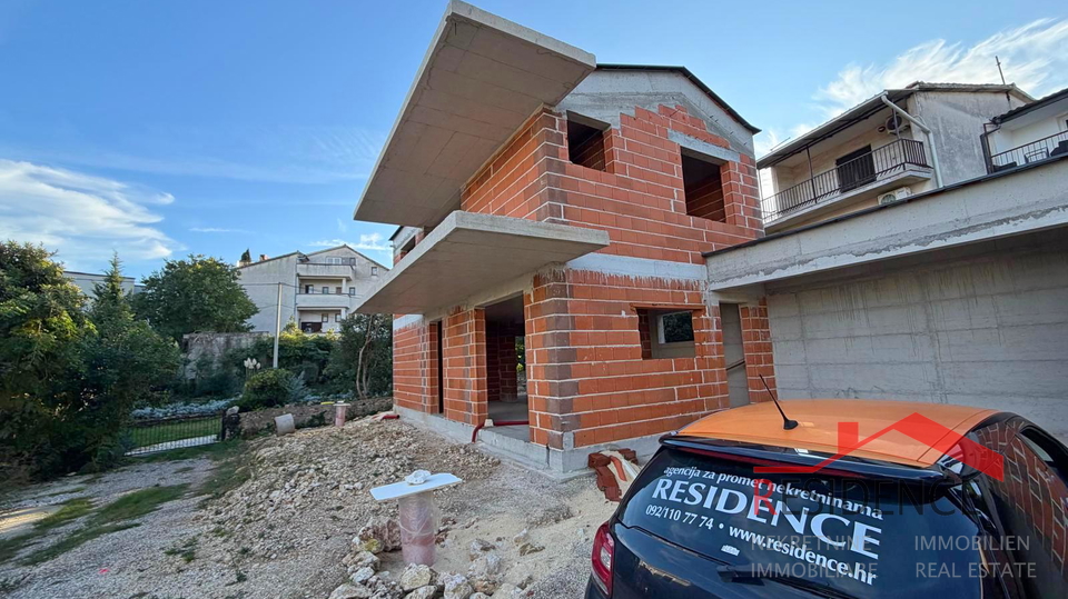 Premantura, 2 samostojni hiši v Roh Bau fazi, pogled na morje