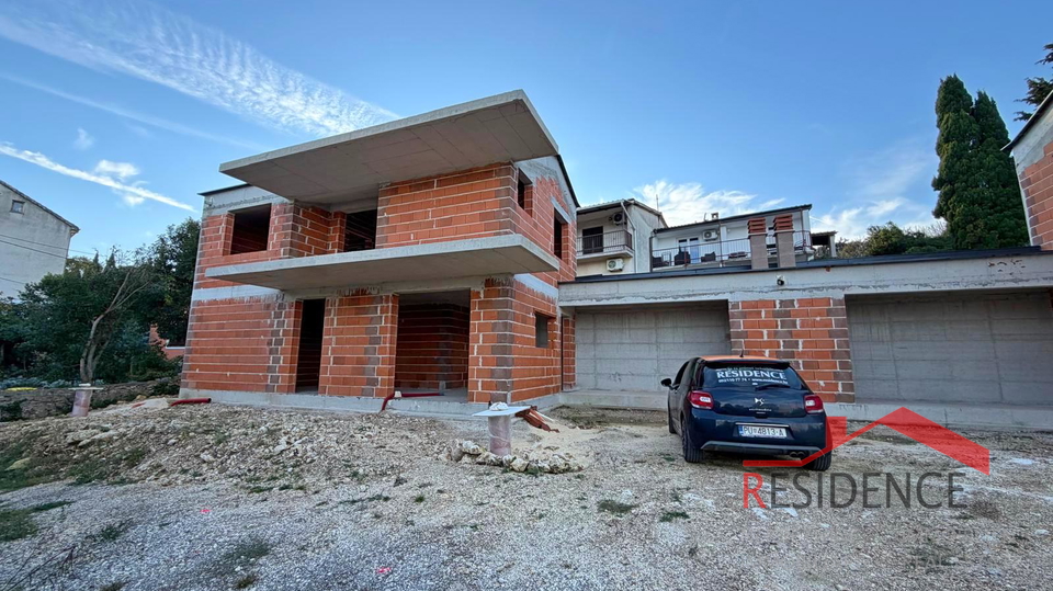 Premantura, 2 samostojni hiši v Roh Bau fazi, pogled na morje