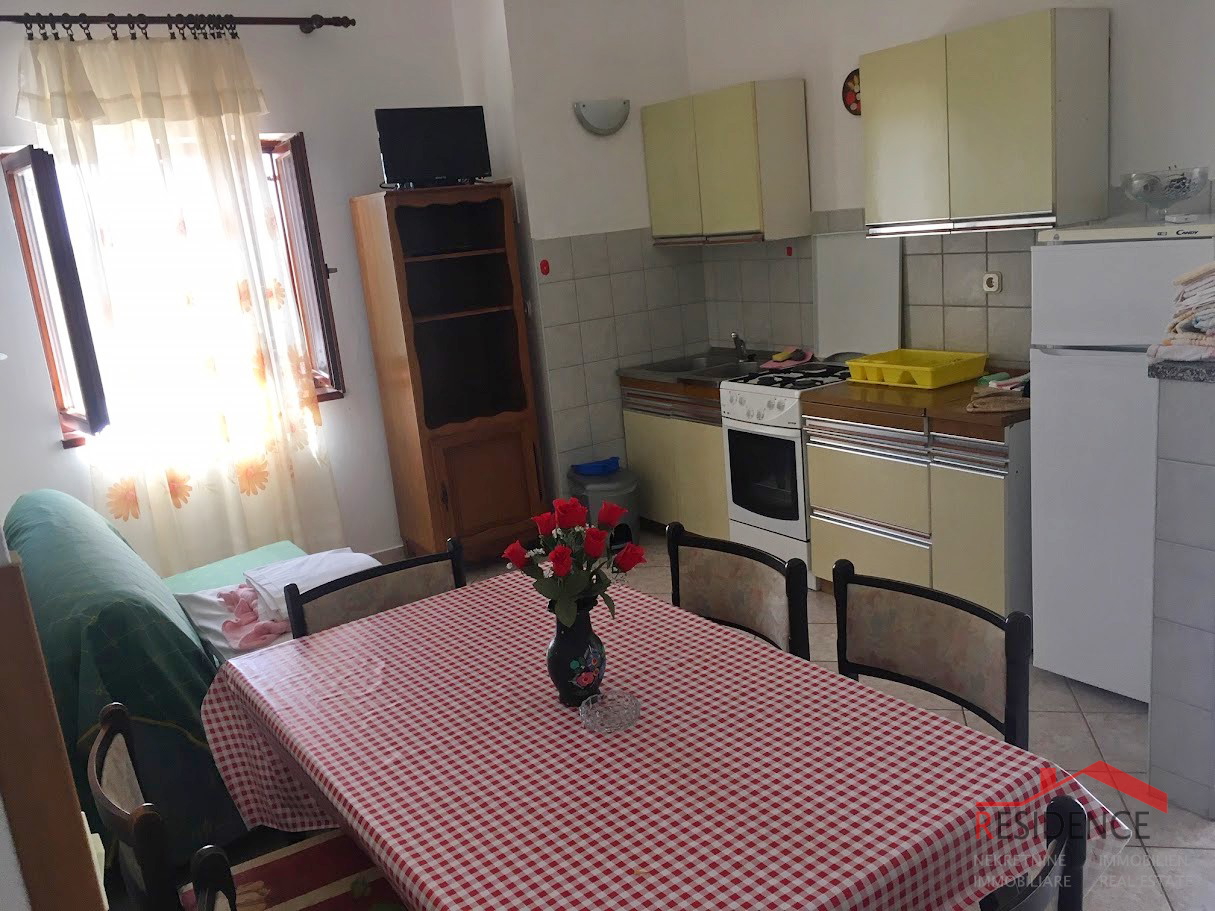 Premantura, stan na 1. katu, pogled na more