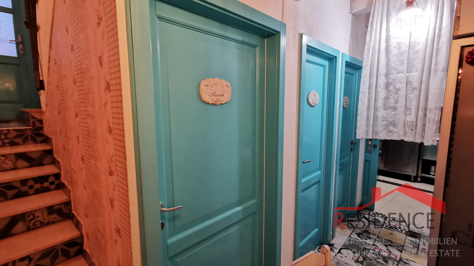Fažana,  Heritage Hotel, udaljen od mora 100 metara