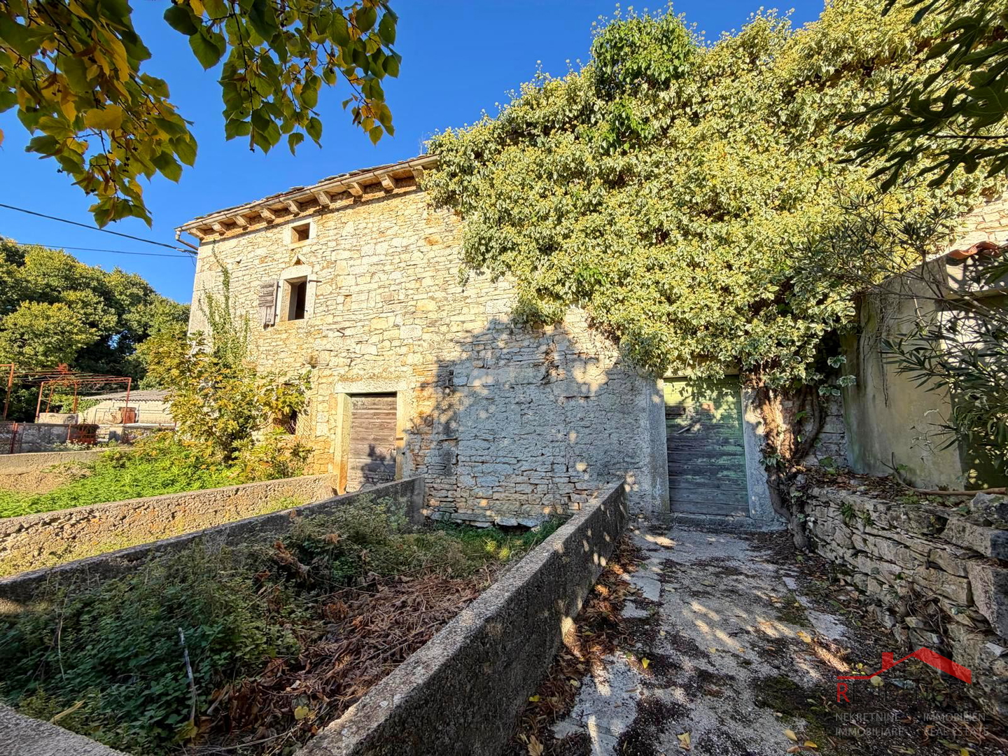 Filipana, Old Istrian house, garden, garage, tavern
