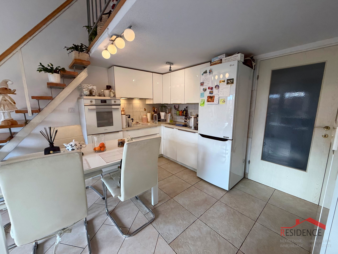 Pula, Gregovica, Wohnung im 2. Stock, 2 Schlafzimmer