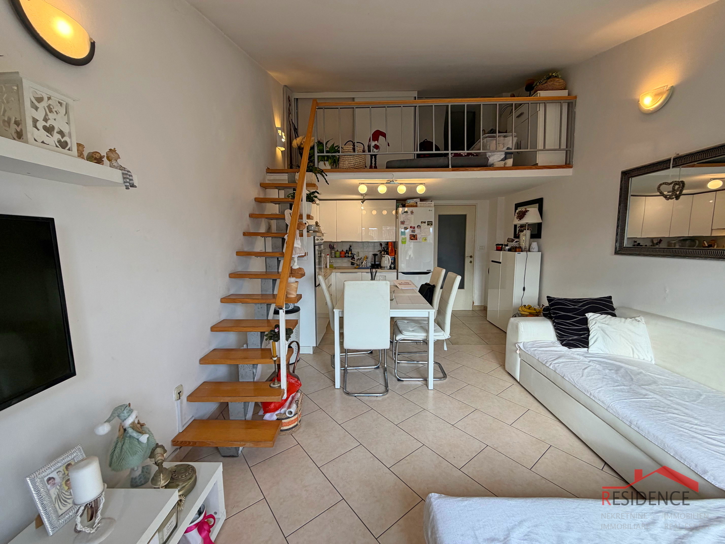 Pula, Gregovica, Wohnung im 2. Stock, 2 Schlafzimmer