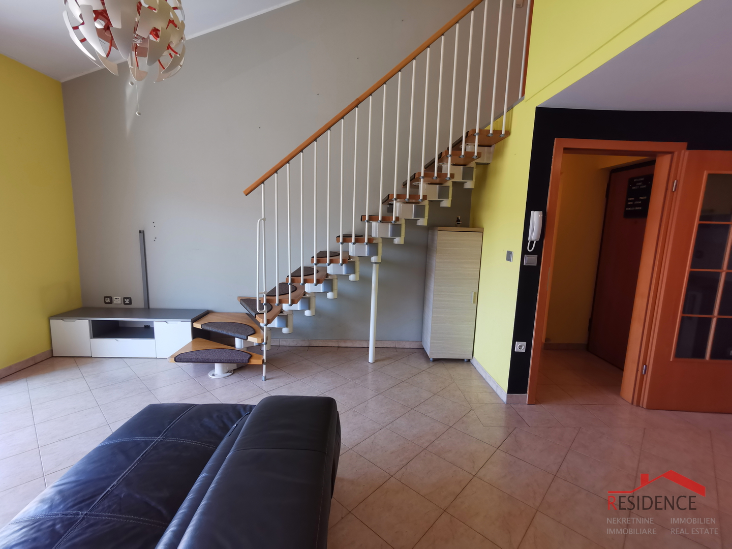 Pula, Gregovica, dvoetažni stan