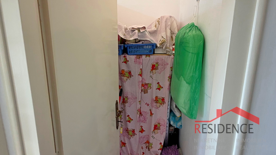 Pola&comma; Ka&scaron;tanjer&comma; appartamento al 2&deg; piano