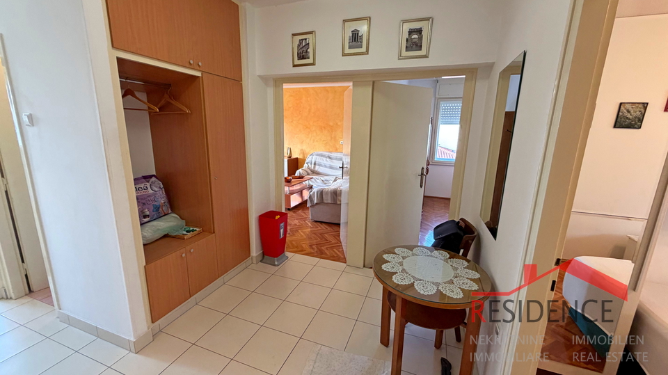 Pola&comma; Ka&scaron;tanjer&comma; appartamento al 2&deg; piano