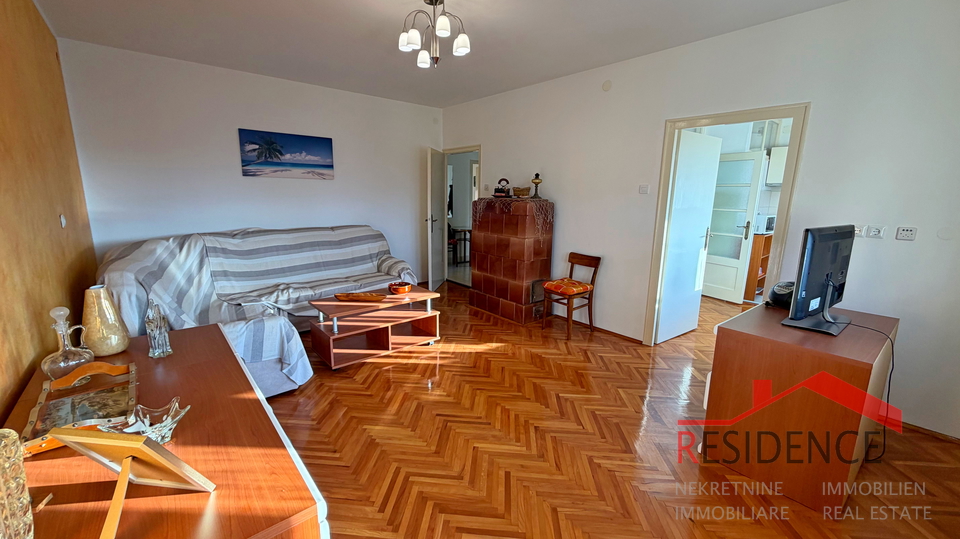 Pola&comma; Ka&scaron;tanjer&comma; appartamento al 2&deg; piano