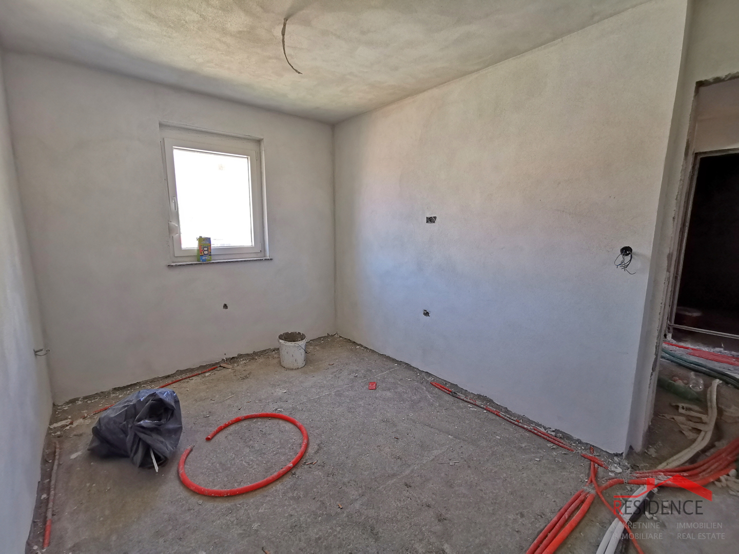 PULA- KAŠTANJER, STAN NA PRVOM KATU, NOVOGRADNJA