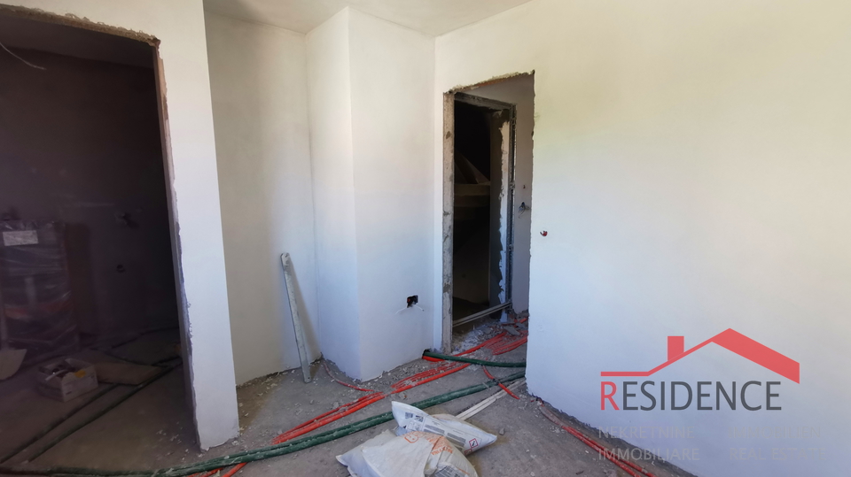 PULA-KAŠTANJER, APPARTAMENTO AL PRIMO PIANO, NUOVA COSTRUZIONE