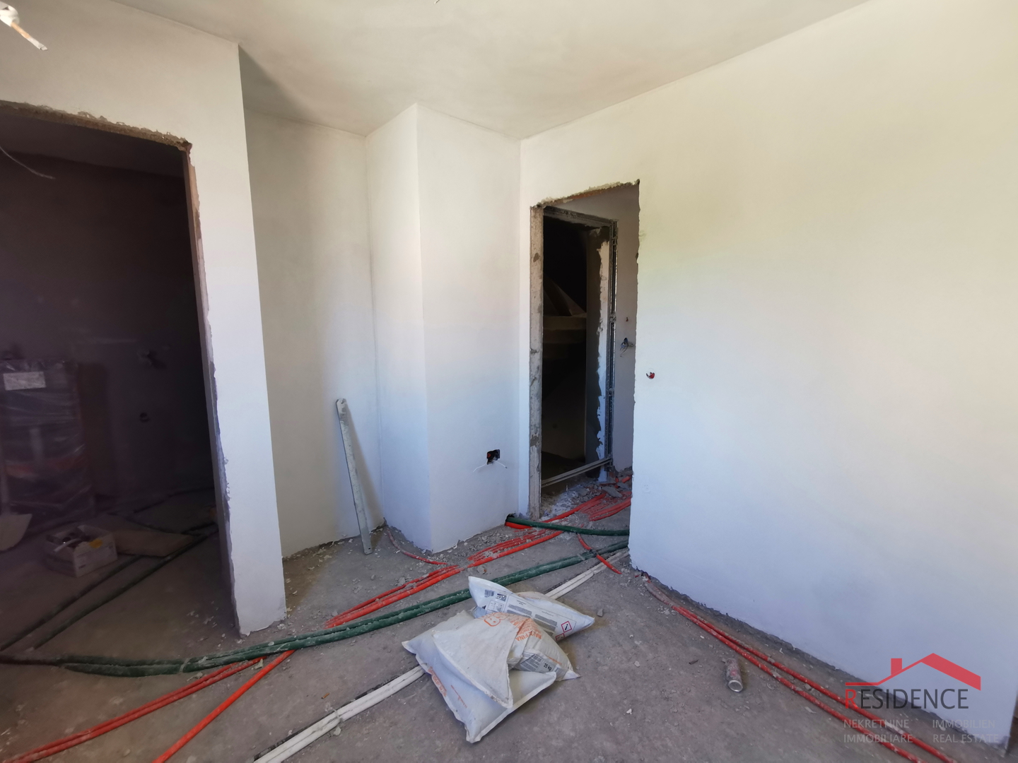 PULA- KAŠTANJER, STAN NA PRVOM KATU, NOVOGRADNJA