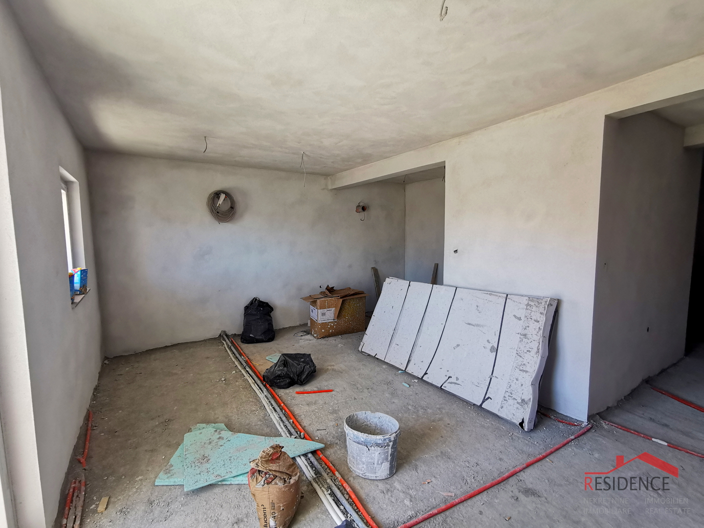 PULA- KAŠTANJER, STAN NA PRVOM KATU, NOVOGRADNJA