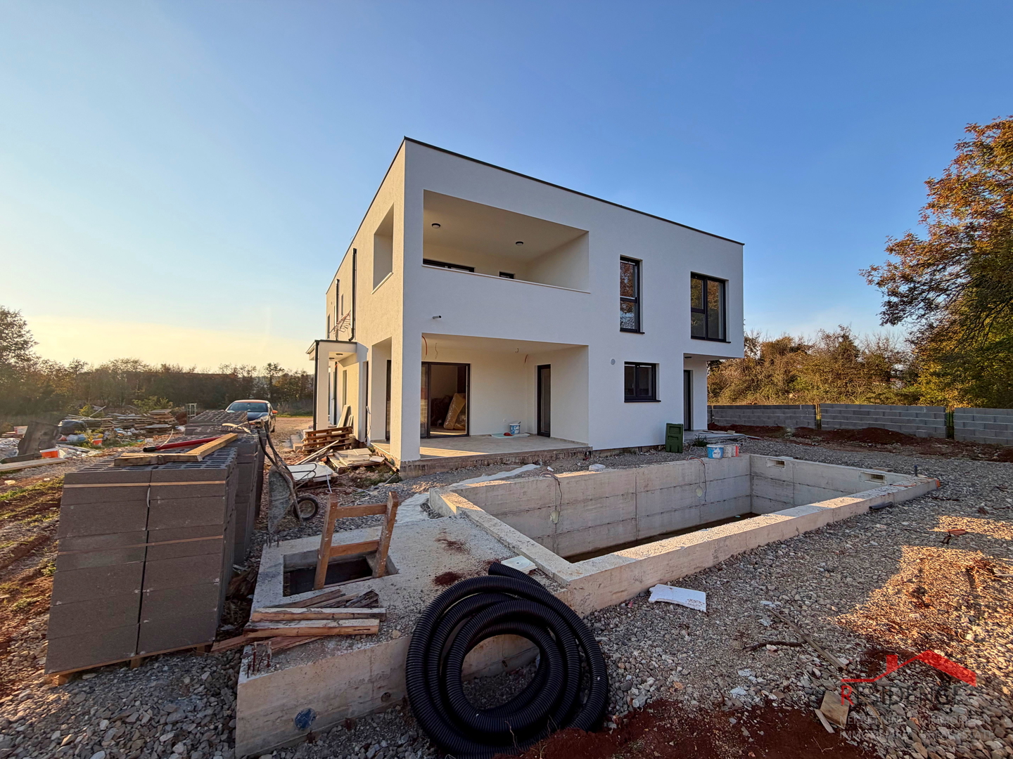 Pula, Loborika-okolica, duplex kuća s bazenom