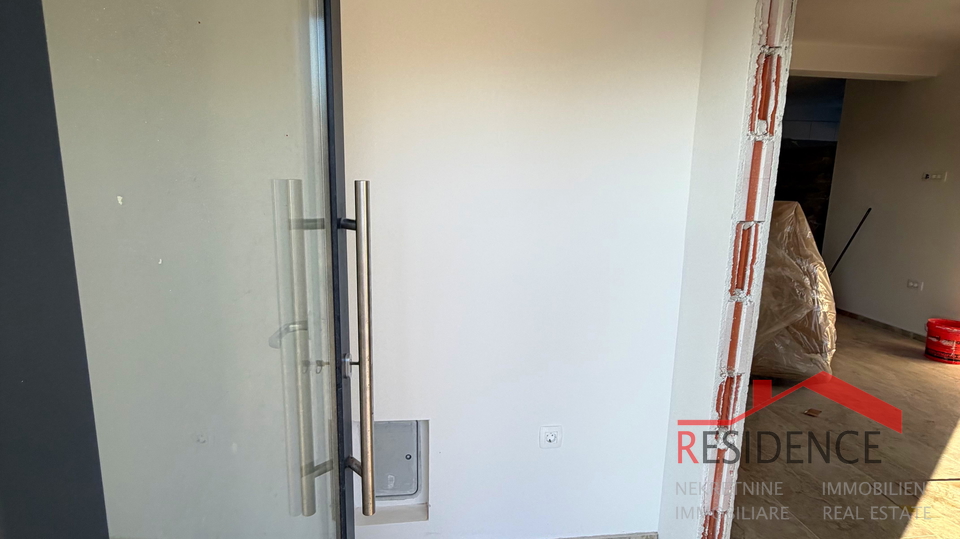 Pula, Loborika-okolica, dvojna hiša z bazenom