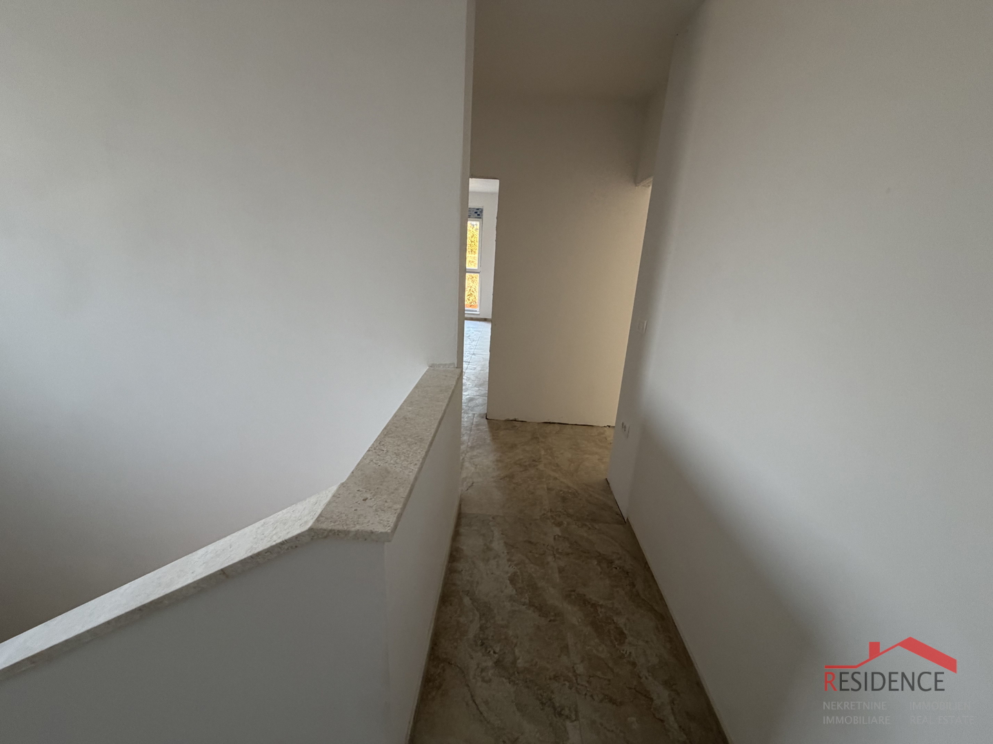 Pula, Loborika-okolica, duplex kuća s bazenom