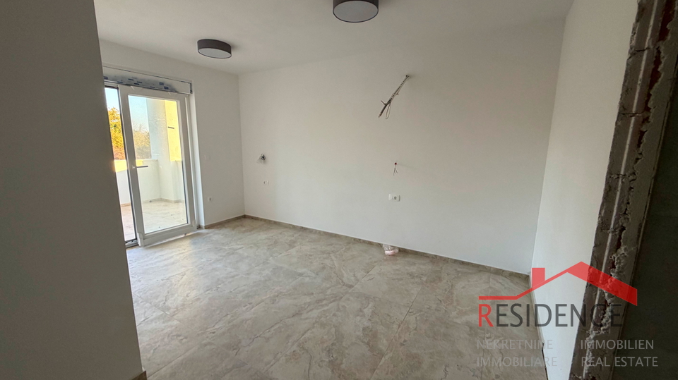 Pula, Loborika-okolica, dvojna hiša z bazenom