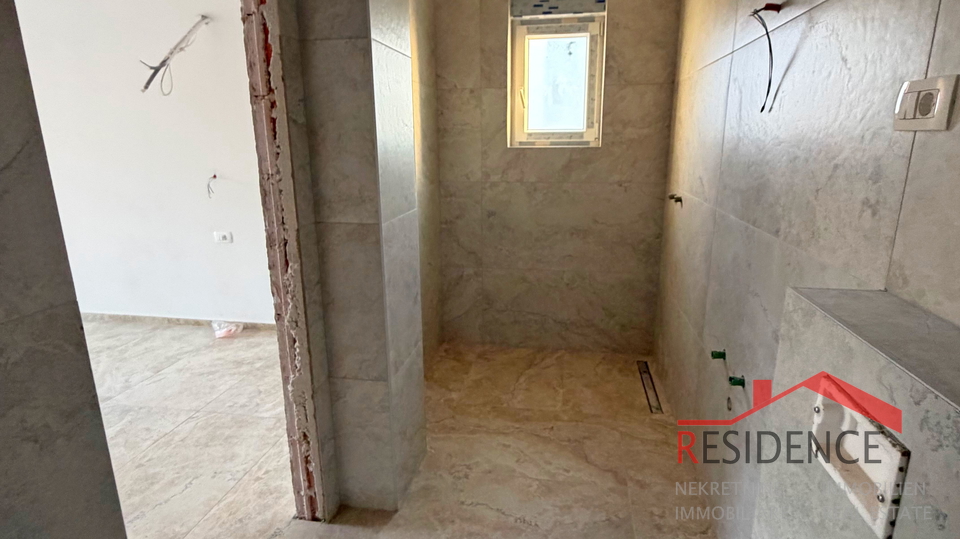 Pula, Loborika-okolica, dvojna hiša z bazenom