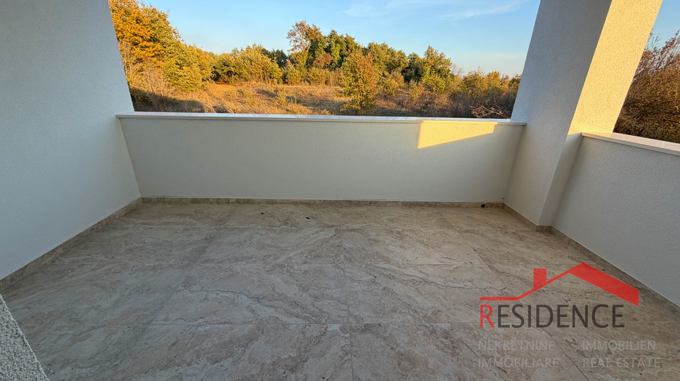 Pula, Loborika-okolica, dvojna hiša z bazenom