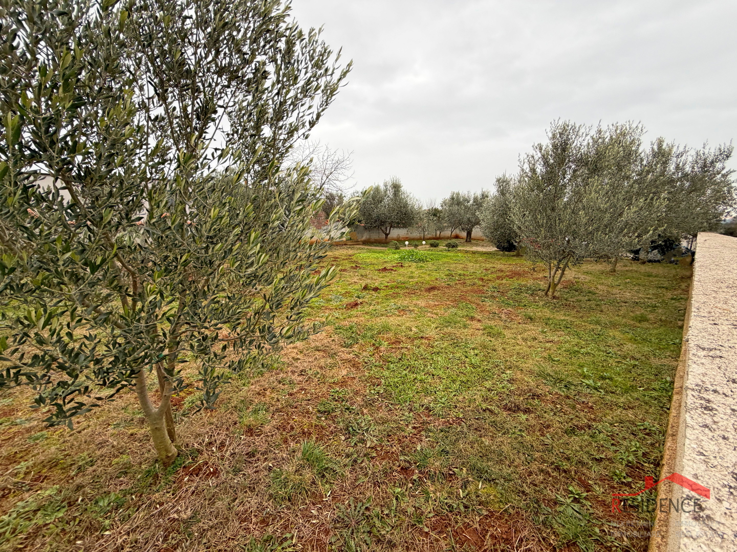 Pula, Monte Šerpo-Komunal, građevinsko zemljište