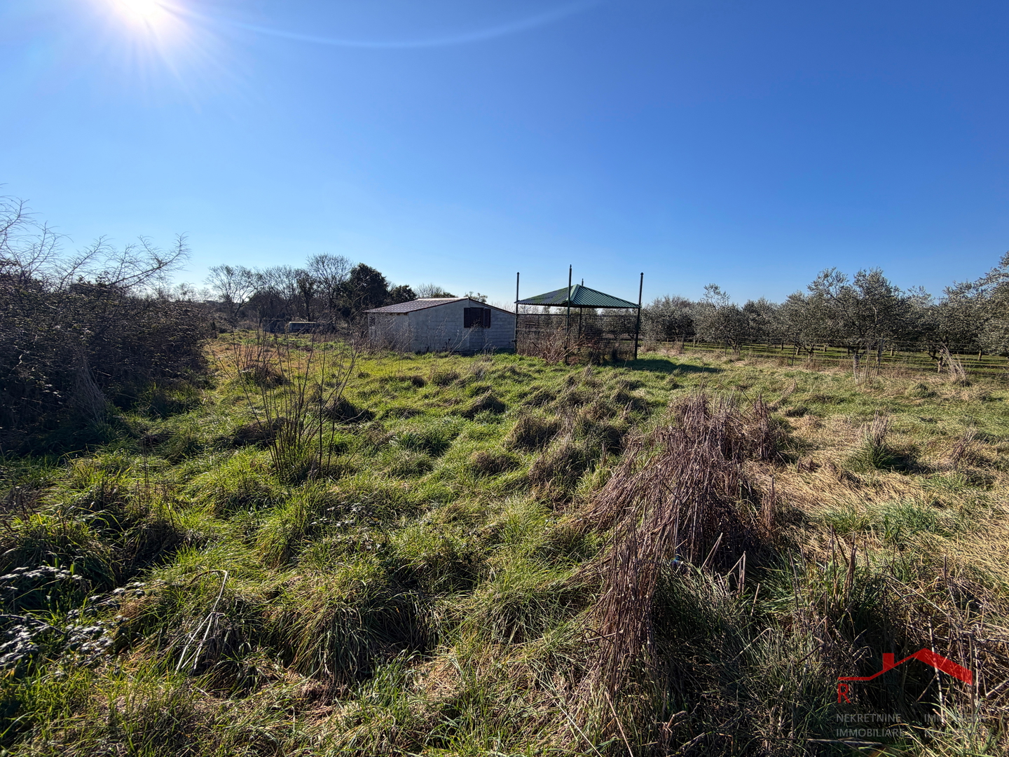 Pula, Monte Turco, land with building