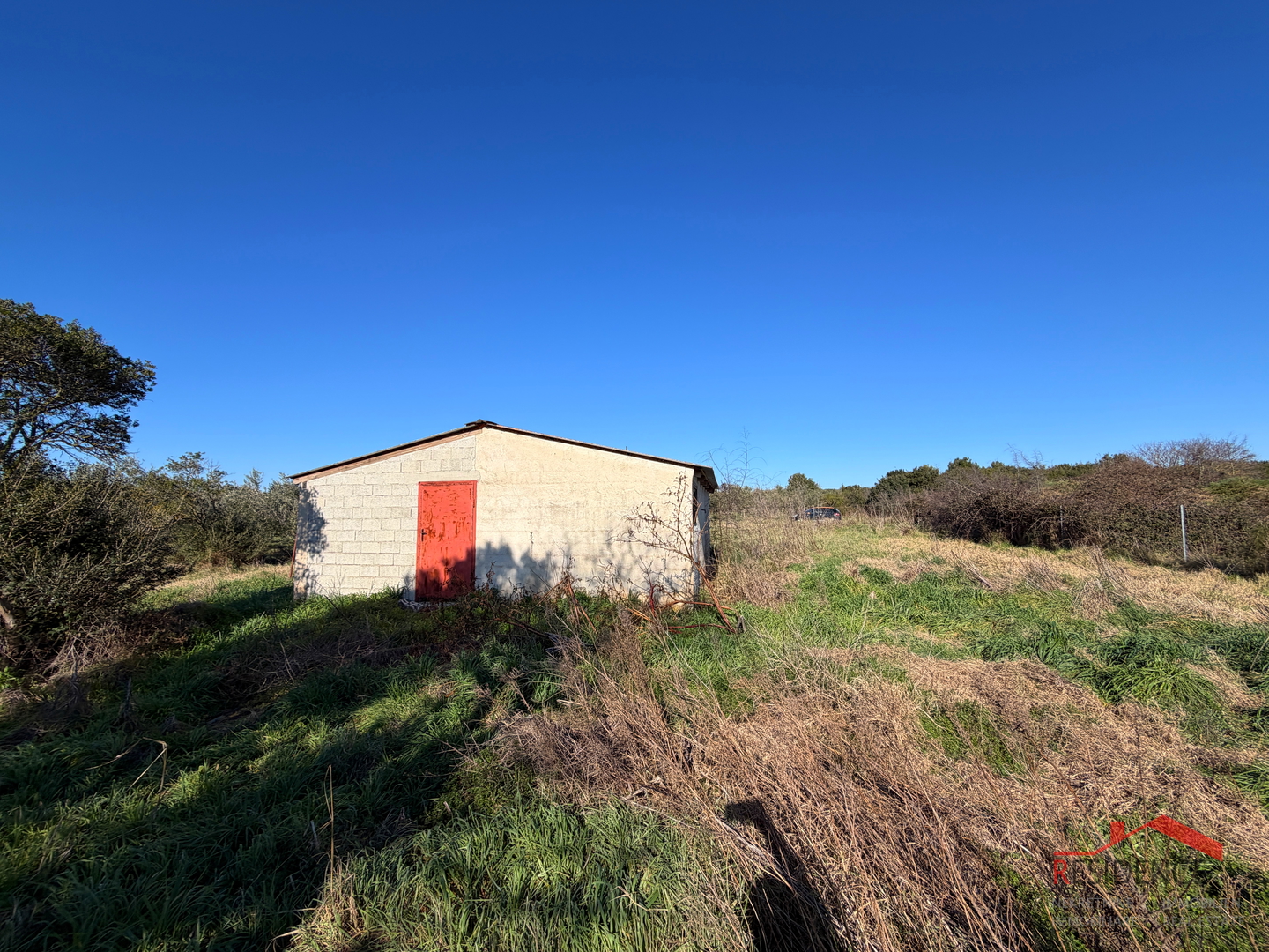 Pula, Monte Turco, land with building