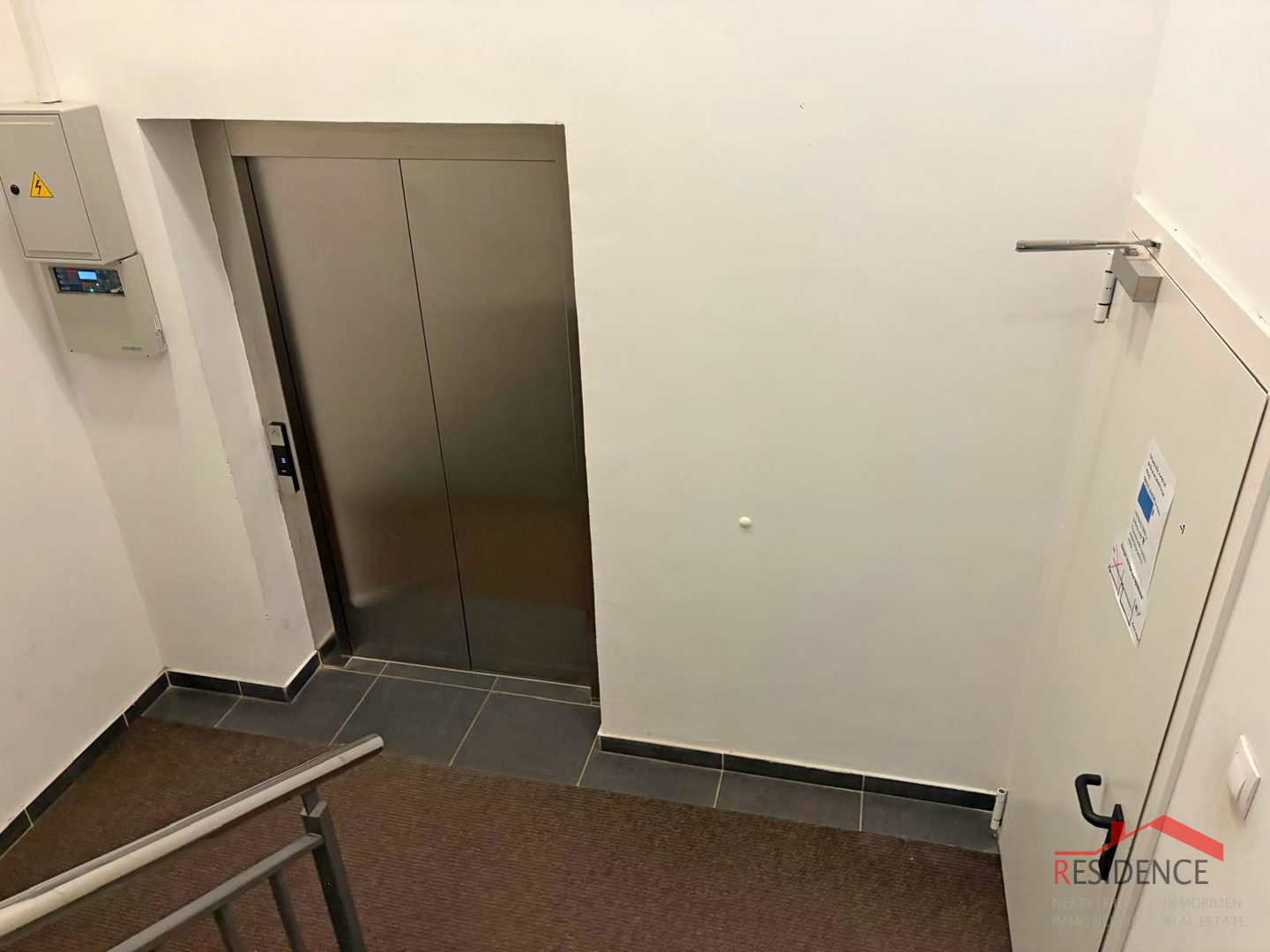 Pula, Nova Veruda, stan sa 2 spavaće sobe , parking