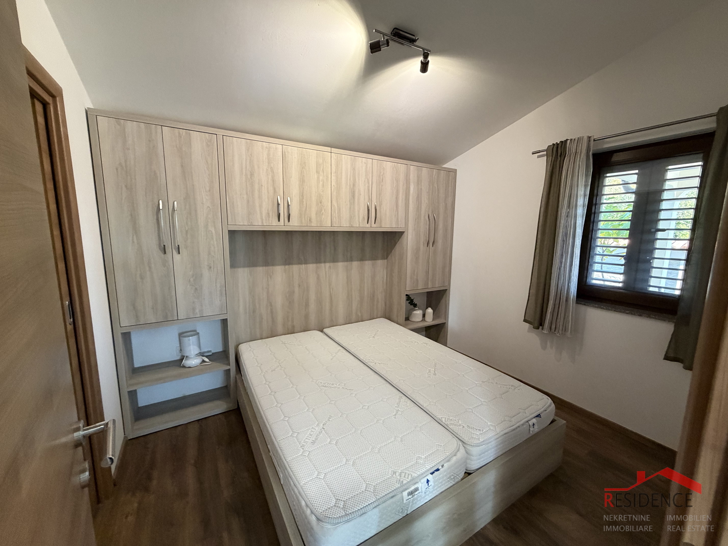 Šikići, single-family house with swimming pool, Exclusive sale