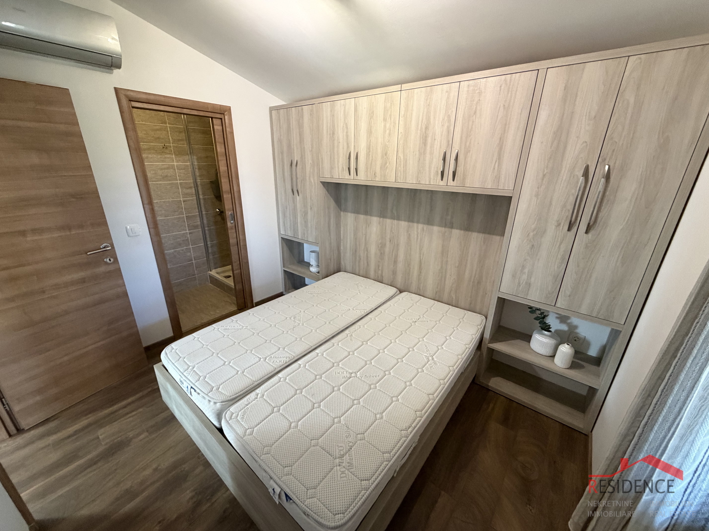 Šikići, single-family house with swimming pool, Exclusive sale