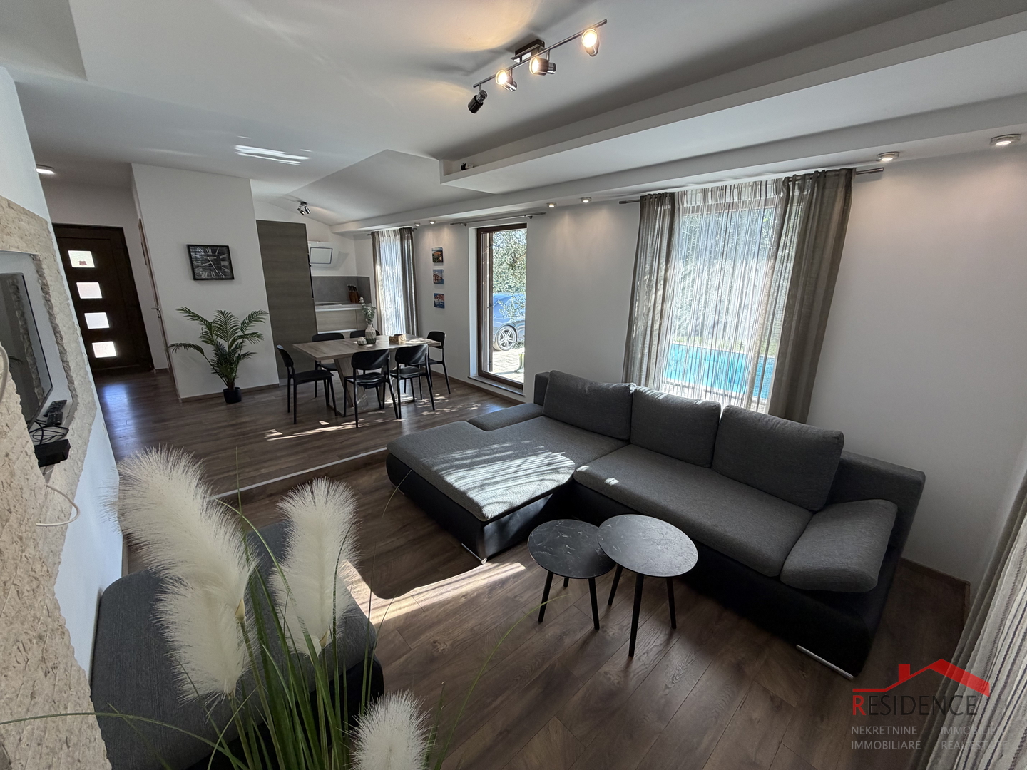 Šikići, single-family house with swimming pool, Exclusive sale