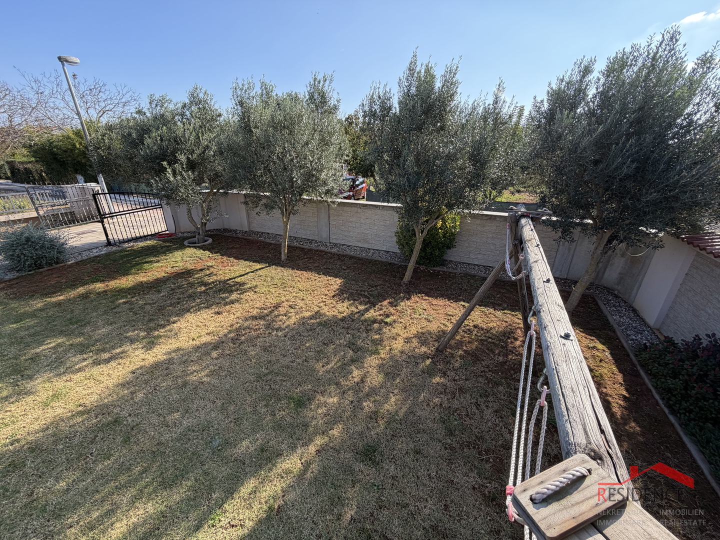 Šikići, single-family house with swimming pool, Exclusive sale