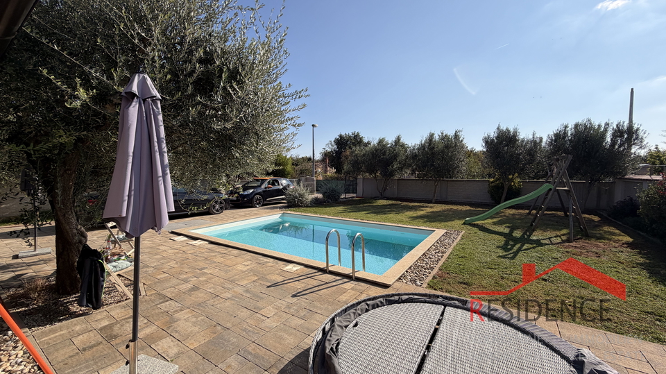 Šikići, Einfamilienhaus mit Swimmingpool, Exklusivverkauf