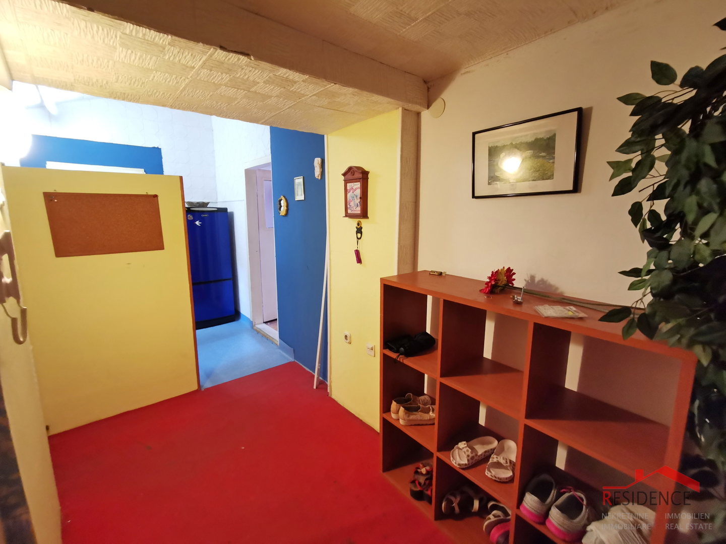 Pula, Zentrum, Wohnung im 4. Stock, für die Renovierung