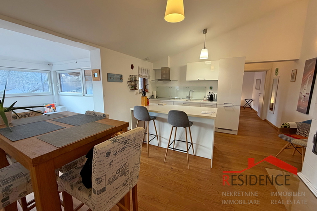 Štinjan, 1. Stock, 2 Schlafzimmer, 2 Parkplätze