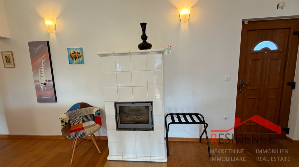 &Scaron;tinjan&comma; 1&period; Stock&comma; 2 Schlafzimmer&comma; 2 Parkpl&auml;tze