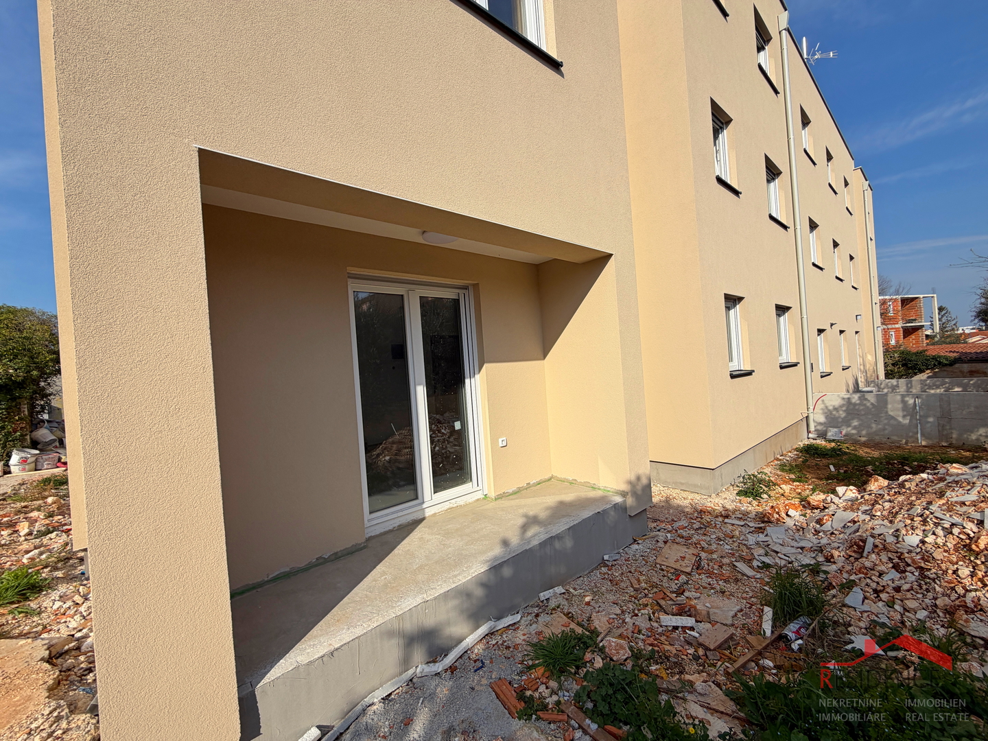Pula, Valdebek, ground floor apartment, 2 bedrooms, parking space