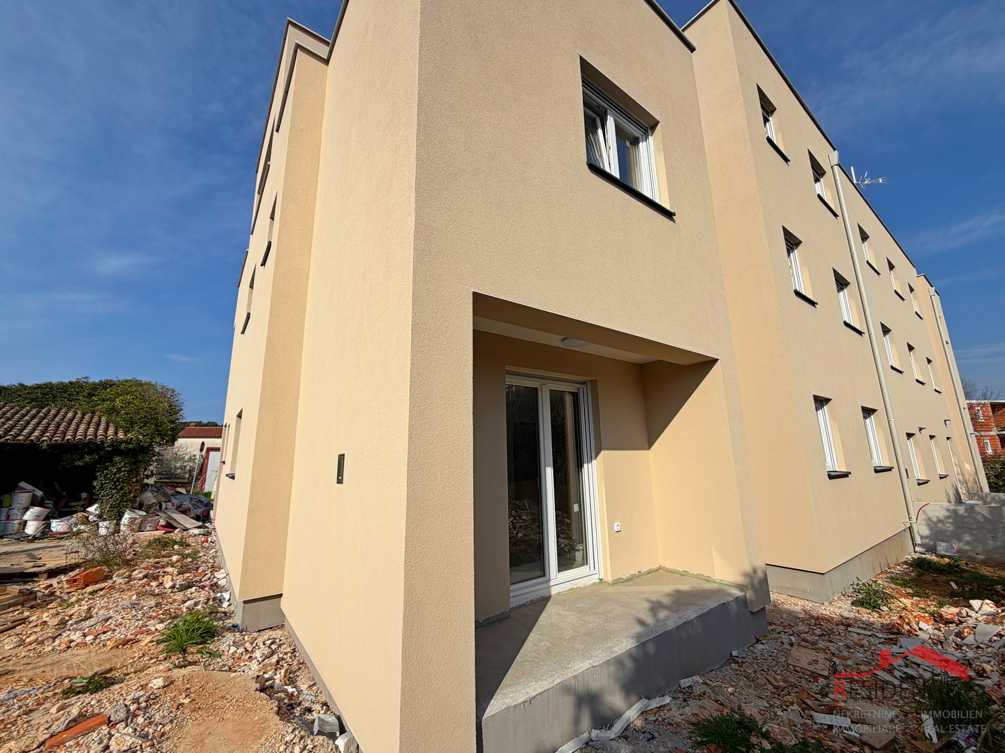 Pula, Valdebek, ground floor apartment, 2 bedrooms, parking space